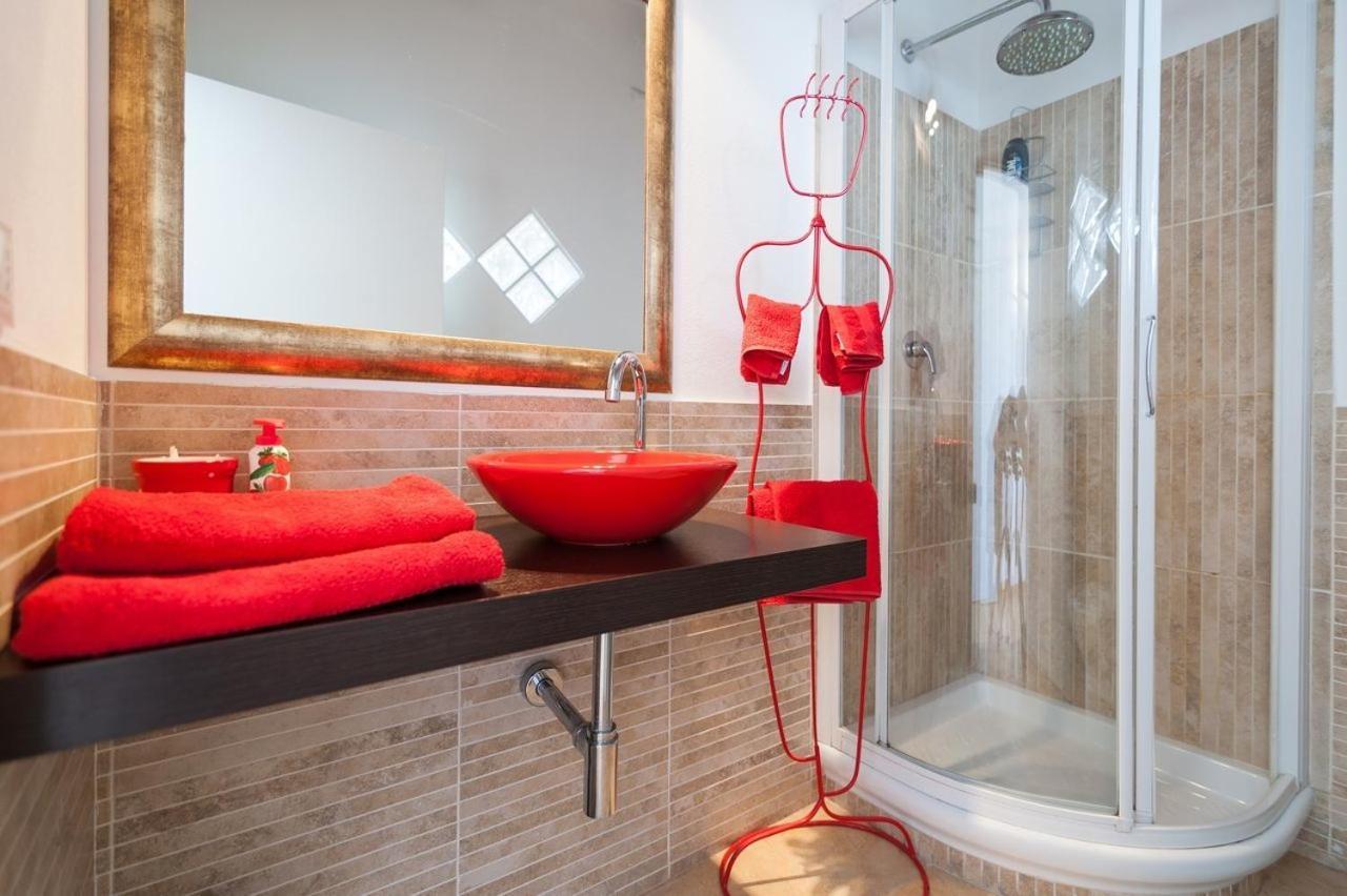 Marina Di Castello Bed & Breakfast Каляри Екстериор снимка
