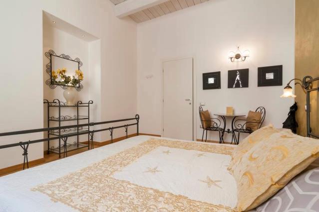 Marina Di Castello Bed & Breakfast Каляри Екстериор снимка